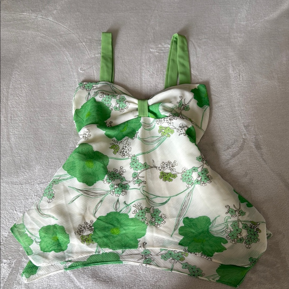 Vintage Y2K Green and White Top